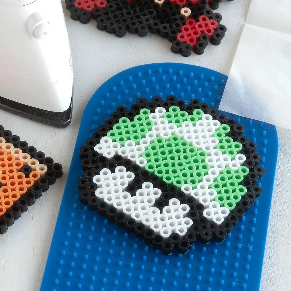 NEW Perler Fuse Craft Beads Bucket Activity Kit 5000 Bead Super Mario Brothers